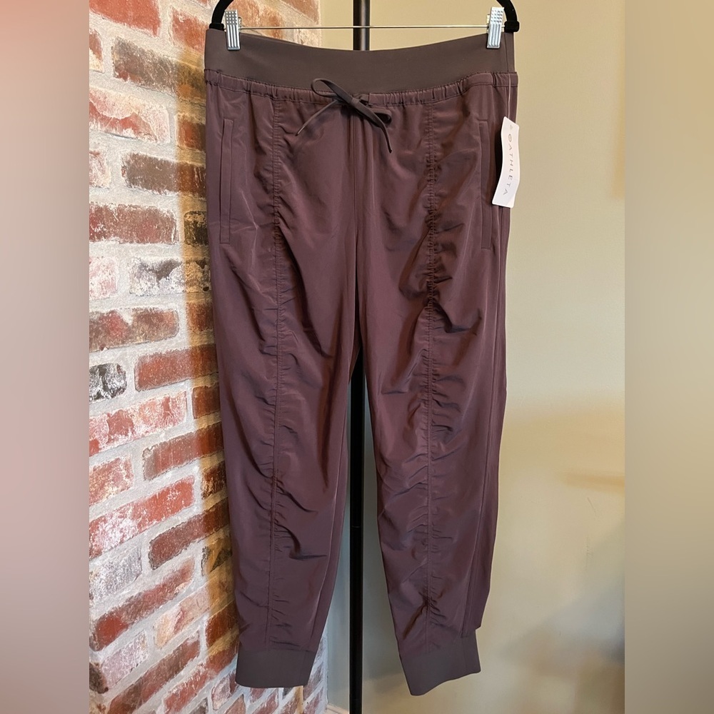 Athleta Women's Attitude Maroon/Burgundy Drawstring Jogger Pants